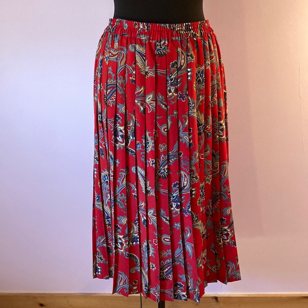 Vintage Paisley Pleated Maxi Skirt